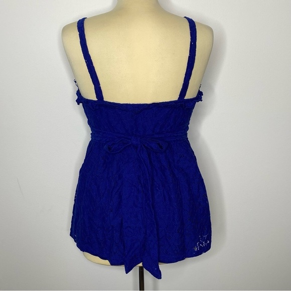 The Limited Royal Blue Lace Top - Picture 3 of 9